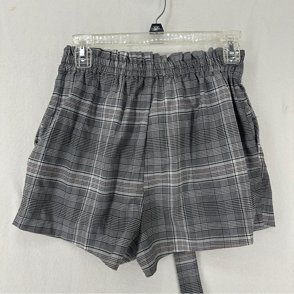 Divided Plaid Tie Waist Pocket Shorts Size 4 Gray - Picture 7 of 10